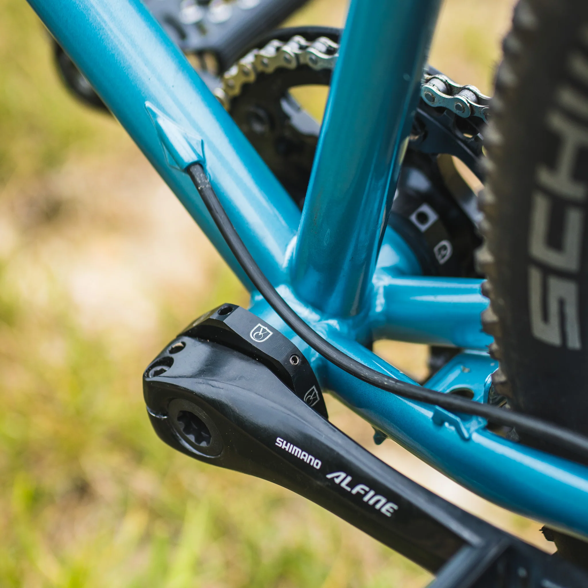 Eccentric English Threaded Bottom Bracket, 24mm - Image 3